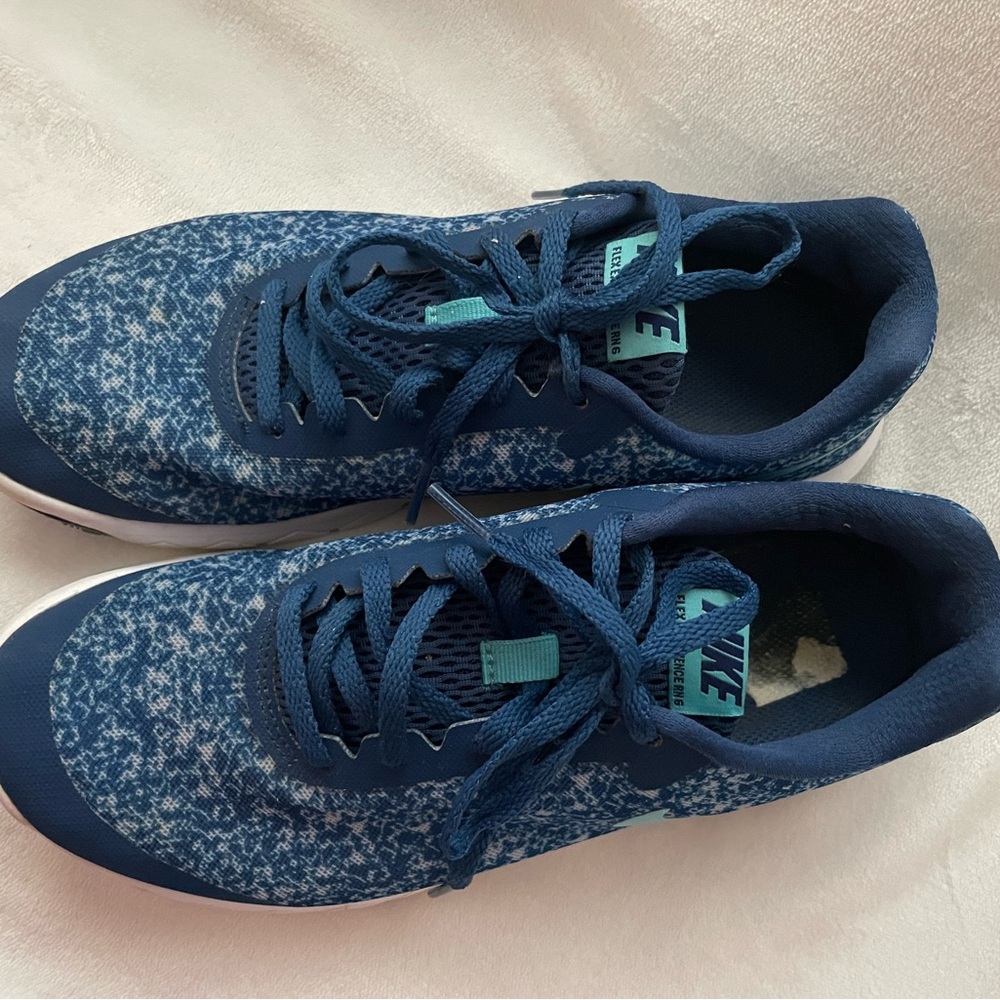 Blue‎ and Teal Speckled Print Women’s Nike Running Sneakers - Picture 4 of 9